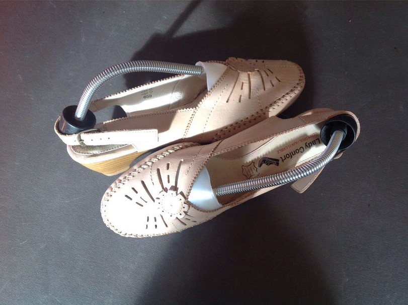 Chaussures LADY CONFORT d occasion