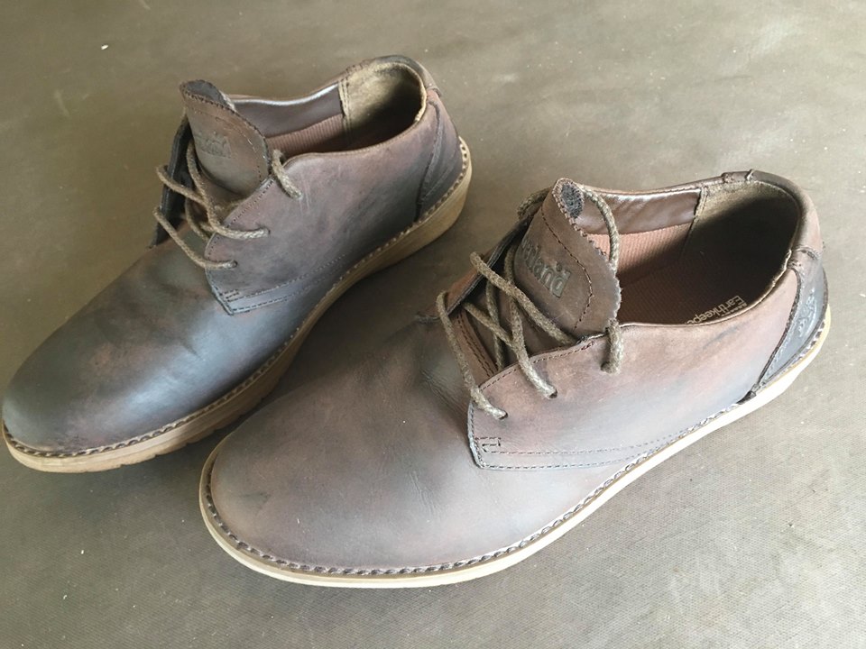 Chaussures en cuir marron marque TIMBERLAND