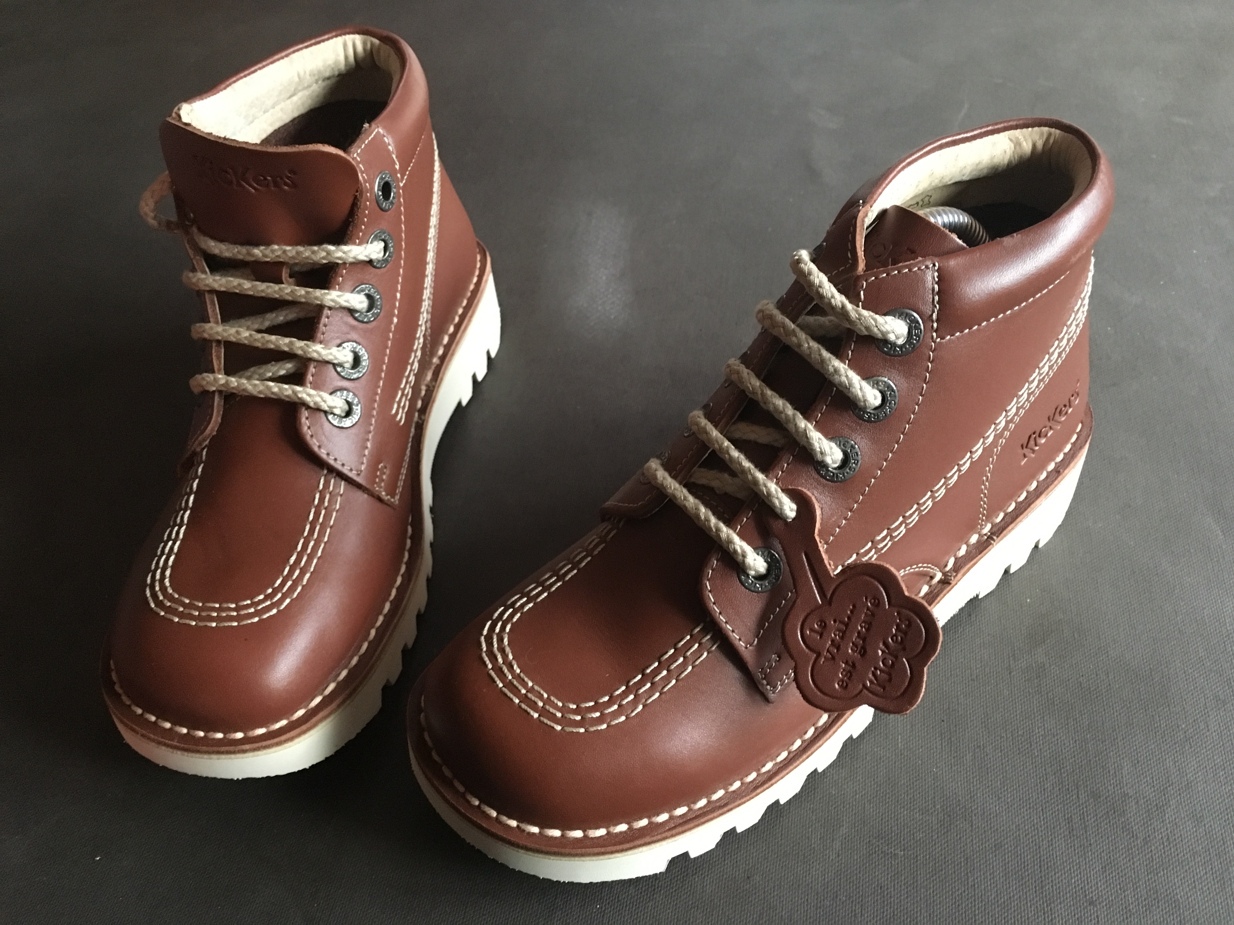 Marque kickers outlet