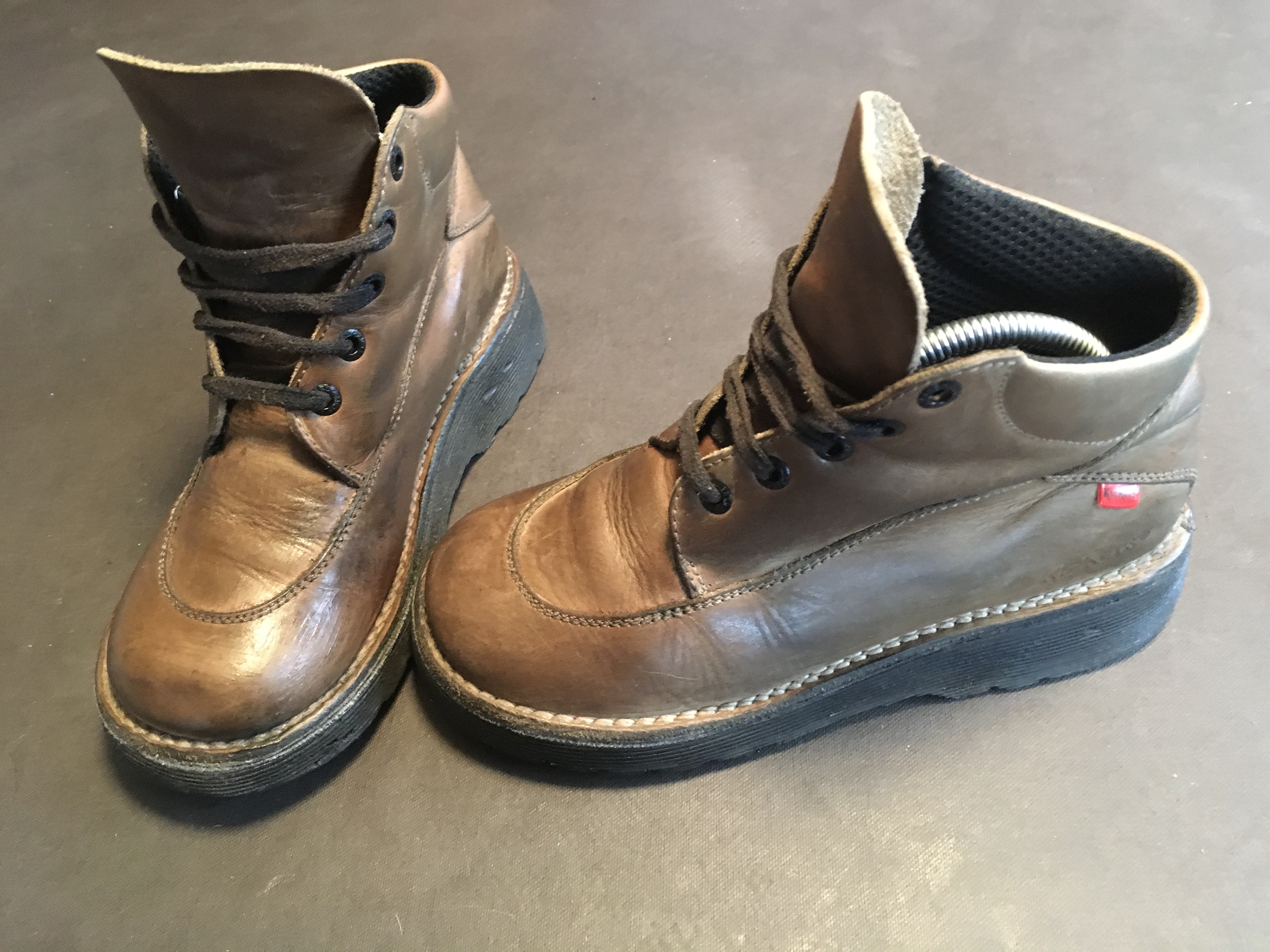 Ancienne online collection kickers